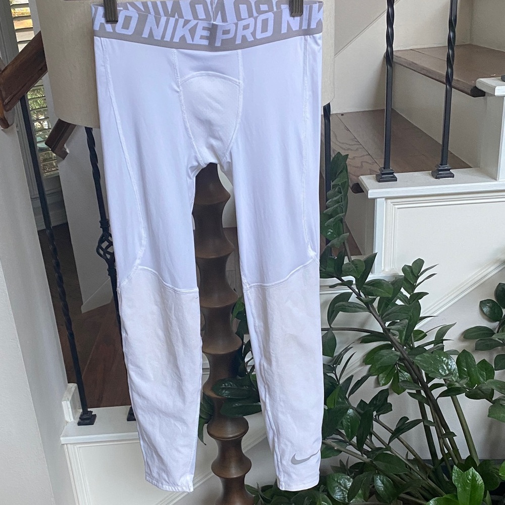 Nike White Performance Leggings size M
